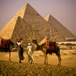 PyramidwithCamels